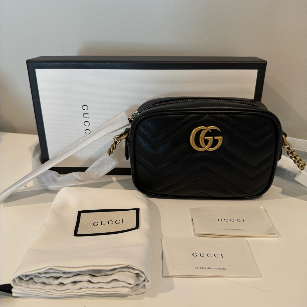 Gucci GG marmont mini crossbody bag in black